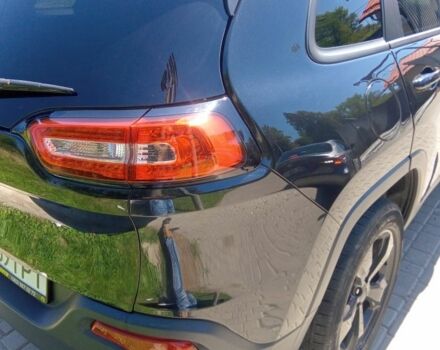 Черный Джип Чероки, объемом двигателя 2.4 л и пробегом 240 тыс. км за 12800 $, фото 11 на Automoto.ua