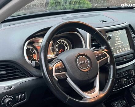Черный Джип Чероки, объемом двигателя 3.2 л и пробегом 221 тыс. км за 14940 $, фото 16 на Automoto.ua