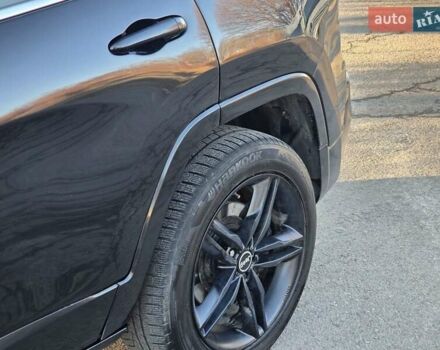 Черный Джип Чероки, объемом двигателя 2.36 л и пробегом 240 тыс. км за 12700 $, фото 16 на Automoto.ua