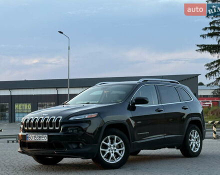 Черный Джип Чероки, объемом двигателя 2.36 л и пробегом 261 тыс. км за 10900 $, фото 3 на Automoto.ua