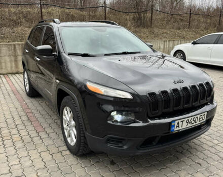 Черный Джип Чероки, объемом двигателя 2.4 л и пробегом 173 тыс. км за 12000 $, фото 2 на Automoto.ua