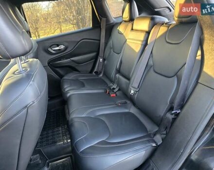 Черный Джип Чероки, объемом двигателя 2.36 л и пробегом 240 тыс. км за 12700 $, фото 46 на Automoto.ua