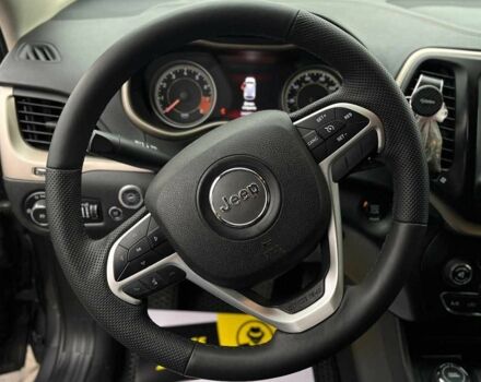 Черный Джип Чероки, объемом двигателя 3.2 л и пробегом 243 тыс. км за 12900 $, фото 9 на Automoto.ua