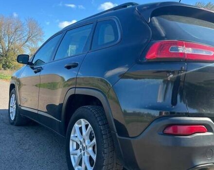 Чорний Джип Cherokee, об'ємом двигуна 2.36 л та пробігом 203 тис. км за 13700 $, фото 9 на Automoto.ua