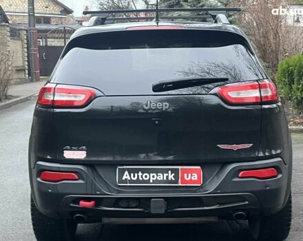 Черный Джип Чероки, объемом двигателя 3.2 л и пробегом 221 тыс. км за 14940 $, фото 9 на Automoto.ua