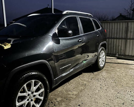 Чорний Джип Cherokee, об'ємом двигуна 2.36 л та пробігом 161 тис. км за 16000 $, фото 4 на Automoto.ua