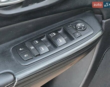 Черный Джип Чероки, объемом двигателя 2.36 л и пробегом 240 тыс. км за 12700 $, фото 69 на Automoto.ua