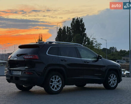 Чорний Джип Cherokee, об'ємом двигуна 2.36 л та пробігом 257 тис. км за 13500 $, фото 18 на Automoto.ua