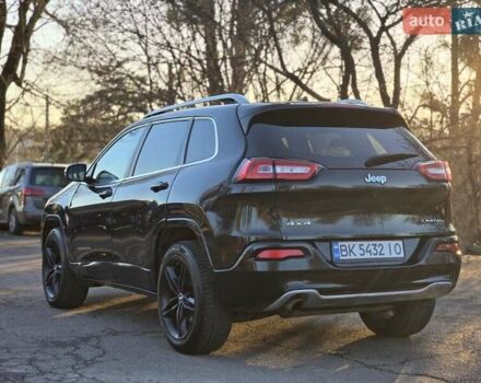 Черный Джип Чероки, объемом двигателя 2.36 л и пробегом 240 тыс. км за 12700 $, фото 10 на Automoto.ua