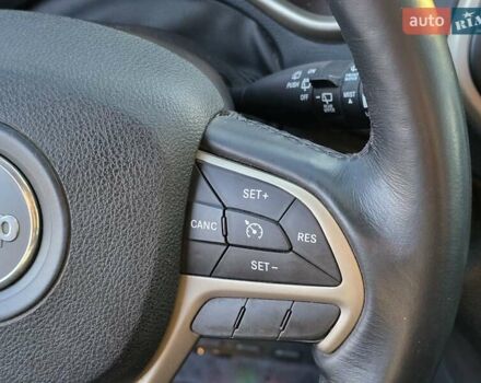 Черный Джип Чероки, объемом двигателя 2.36 л и пробегом 240 тыс. км за 12700 $, фото 28 на Automoto.ua