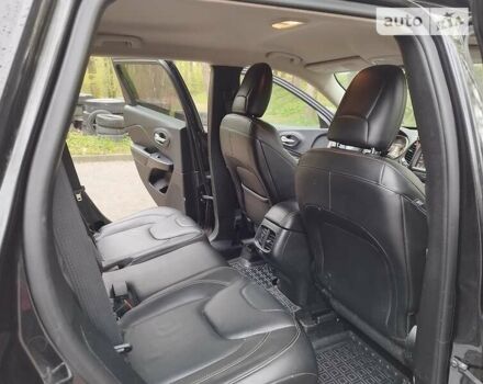 Чорний Джип Cherokee, об'ємом двигуна 2.4 л та пробігом 133 тис. км за 14500 $, фото 12 на Automoto.ua
