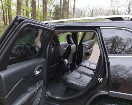 Чорний Джип Cherokee, об'ємом двигуна 2.4 л та пробігом 133 тис. км за 14500 $, фото 8 на Automoto.ua