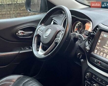 Черный Джип Чероки, объемом двигателя 3.2 л и пробегом 221 тыс. км за 14990 $, фото 30 на Automoto.ua