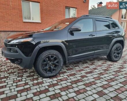 Джип Чероки 2015 в Киеве на Automoto.ua Черный Джип Чероки, объемом двигателя 2.36 л и пробегом 182 тыс. км за 14800 $, фото 5 на Automoto.ua