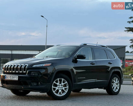 Чорний Джип Cherokee, об'ємом двигуна 2.36 л та пробігом 257 тис. км за 13500 $, фото 2 на Automoto.ua