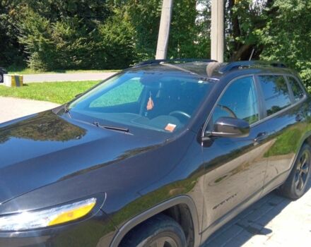 Черный Джип Чероки, объемом двигателя 2.4 л и пробегом 240 тыс. км за 12800 $, фото 5 на Automoto.ua