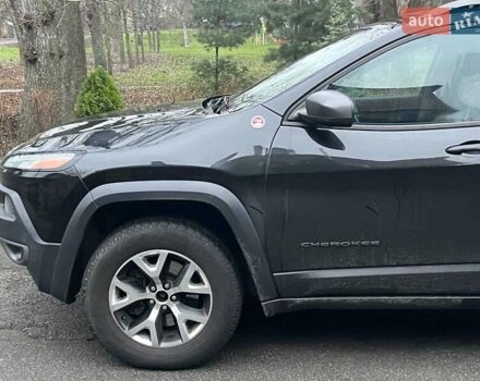 Черный Джип Чероки, объемом двигателя 3.2 л и пробегом 221 тыс. км за 14990 $, фото 13 на Automoto.ua