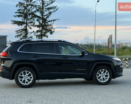 Чорний Джип Cherokee, об'ємом двигуна 2.36 л та пробігом 257 тис. км за 13500 $, фото 6 на Automoto.ua