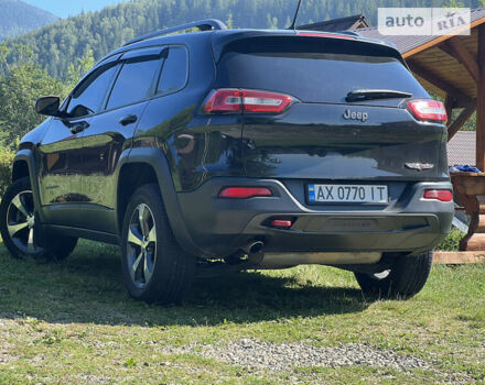 Чорний Джип Cherokee, об'ємом двигуна 0 л та пробігом 130 тис. км за 16700 $, фото 6 на Automoto.ua