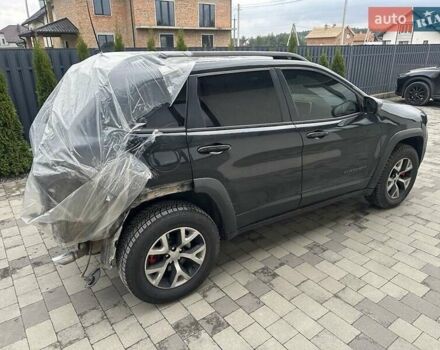 Чорний Джип Cherokee, об'ємом двигуна 3.24 л та пробігом 232 тис. км за 7700 $, фото 1 на Automoto.ua