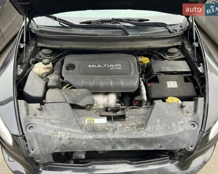 Чорний Джип Cherokee, об'ємом двигуна 2.36 л та пробігом 227 тис. км за 9600 $, фото 12 на Automoto.ua