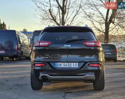 Черный Джип Чероки, объемом двигателя 2.36 л и пробегом 240 тыс. км за 12700 $, фото 1 на Automoto.ua