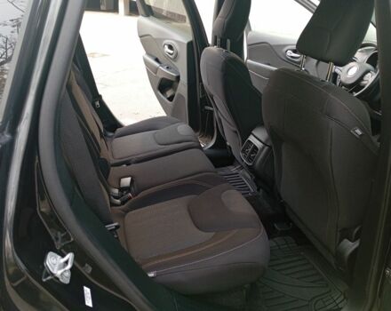 Черный Джип Чероки, объемом двигателя 0 л и пробегом 208 тыс. км за 10900 $, фото 11 на Automoto.ua