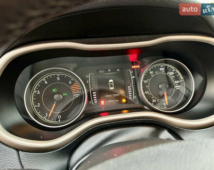 Джип Чероки 2016 в Дрогобыче на Automoto.ua Черный Джип Чероки, объемом двигателя 2.36 л и пробегом 92 тыс. км за 13250 $, фото 68 на Automoto.ua