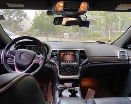 Чорний Джип Cherokee, об'ємом двигуна 3 л та пробігом 155 тис. км за 19700 $, фото 6 на Automoto.ua