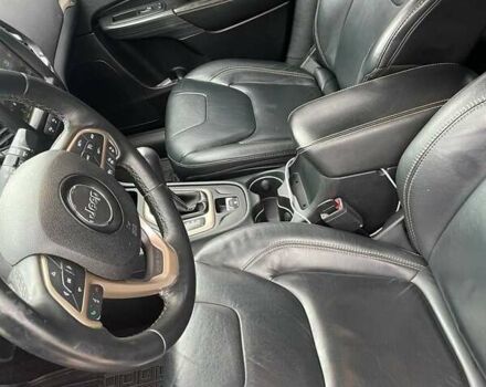 Чорний Джип Cherokee, об'ємом двигуна 2.36 л та пробігом 132 тис. км за 15500 $, фото 17 на Automoto.ua