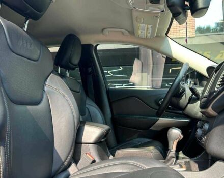 Черный Джип Чероки, объемом двигателя 2.4 л и пробегом 138 тыс. км за 13500 $, фото 16 на Automoto.ua