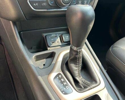 Черный Джип Чероки, объемом двигателя 2.4 л и пробегом 138 тыс. км за 13500 $, фото 13 на Automoto.ua