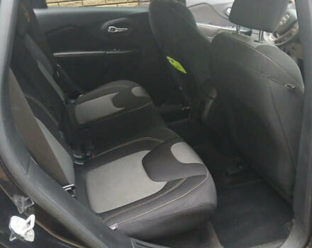 Черный Джип Чероки, объемом двигателя 2.36 л и пробегом 123 тыс. км за 13600 $, фото 18 на Automoto.ua