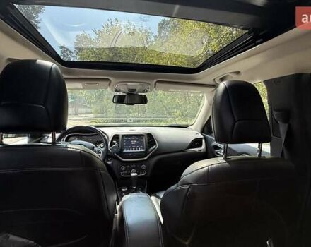 Черный Джип Чероки, объемом двигателя 3.24 л и пробегом 146 тыс. км за 16500 $, фото 9 на Automoto.ua