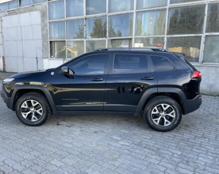 Черный Джип Чероки, объемом двигателя 2.4 л и пробегом 137 тыс. км за 15300 $, фото 1 на Automoto.ua