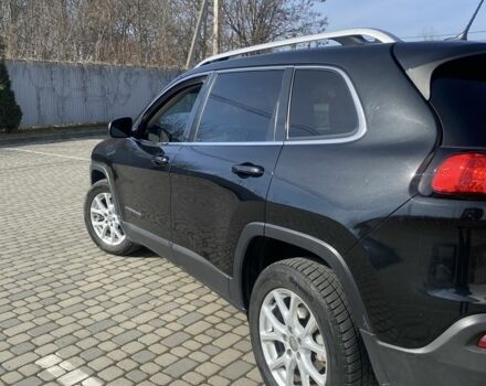 Черный Джип Чероки, объемом двигателя 2.4 л и пробегом 108 тыс. км за 12750 $, фото 4 на Automoto.ua