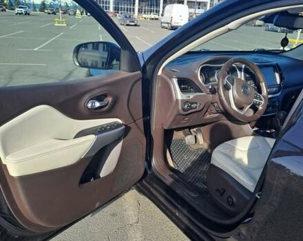 Черный Джип Чероки, объемом двигателя 3.24 л и пробегом 220 тыс. км за 16000 $, фото 16 на Automoto.ua