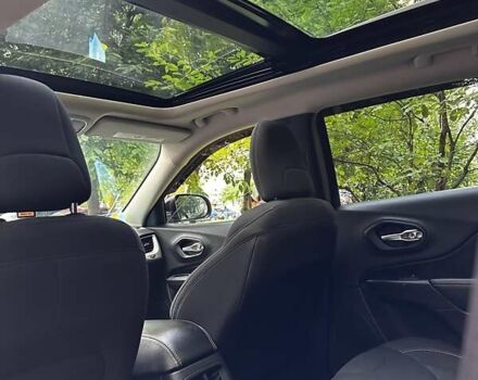 Черный Джип Чероки, объемом двигателя 2.36 л и пробегом 115 тыс. км за 14300 $, фото 20 на Automoto.ua