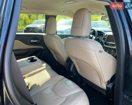 Чорний Джип Cherokee, об'ємом двигуна 2.36 л та пробігом 158 тис. км за 12300 $, фото 24 на Automoto.ua