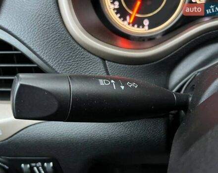 Черный Джип Чероки, объемом двигателя 2.36 л и пробегом 132 тыс. км за 17700 $, фото 26 на Automoto.ua