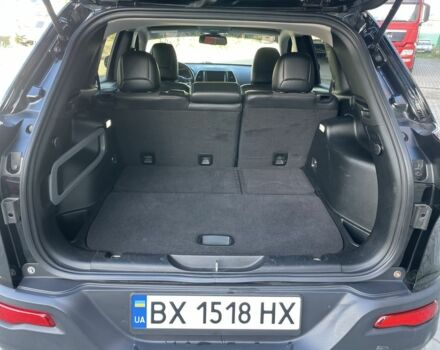 Черный Джип Чероки, объемом двигателя 2.4 л и пробегом 137 тыс. км за 15300 $, фото 6 на Automoto.ua