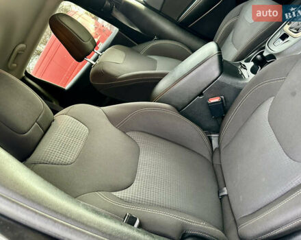 Джип Чероки 2016 в Дрогобыче на Automoto.ua Черный Джип Чероки, объемом двигателя 2.36 л и пробегом 92 тыс. км за 13250 $, фото 21 на Automoto.ua