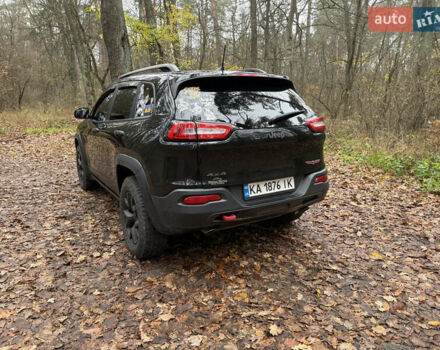 Черный Джип Чероки, объемом двигателя 3.2 л и пробегом 145 тыс. км за 15500 $, фото 2 на Automoto.ua