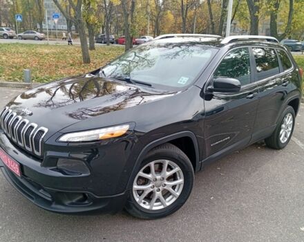 Черный Джип Чероки, объемом двигателя 0 л и пробегом 208 тыс. км за 10900 $, фото 2 на Automoto.ua