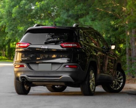 Чорний Джип Cherokee, об'ємом двигуна 2.4 л та пробігом 106 тис. км за 9000 $, фото 5 на Automoto.ua