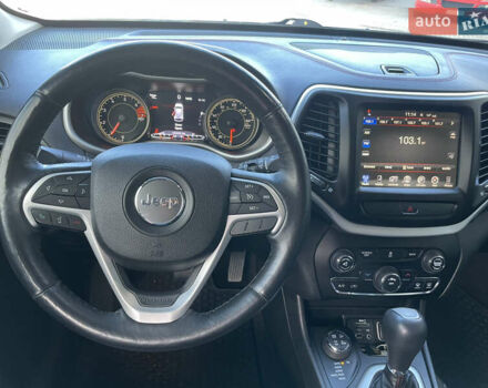 Черный Джип Чероки, объемом двигателя 2.36 л и пробегом 137 тыс. км за 15300 $, фото 10 на Automoto.ua