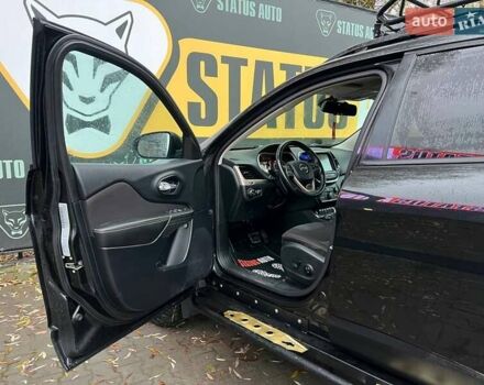 Черный Джип Чероки, объемом двигателя 2.36 л и пробегом 132 тыс. км за 17700 $, фото 14 на Automoto.ua