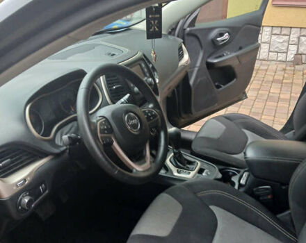 Черный Джип Чероки, объемом двигателя 2.36 л и пробегом 123 тыс. км за 13600 $, фото 17 на Automoto.ua