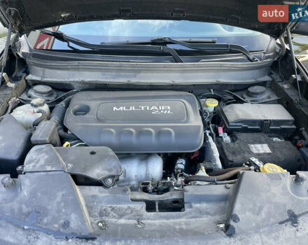 Черный Джип Чероки, объемом двигателя 2.36 л и пробегом 137 тыс. км за 15300 $, фото 12 на Automoto.ua