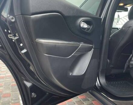 Чорний Джип Cherokee, об'ємом двигуна 2.36 л та пробігом 132 тис. км за 15500 $, фото 10 на Automoto.ua